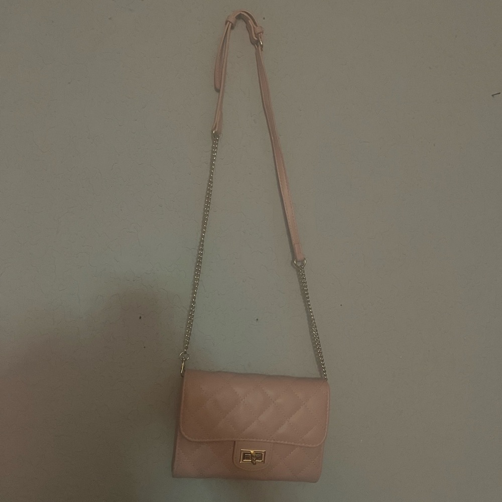 Women’s Quilted Crossbody Bag in Blush Pink